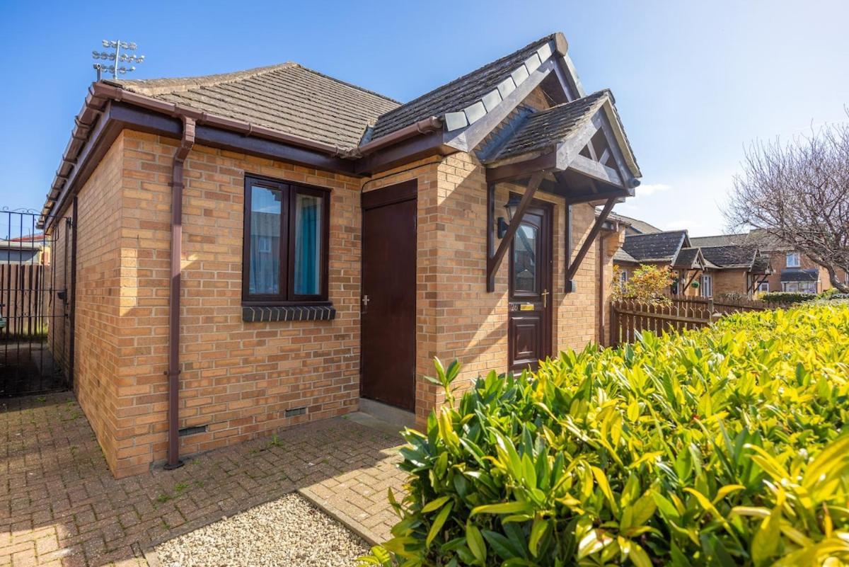 Cozy 3 Min Walk To Kingsholm Stadium! Appartement